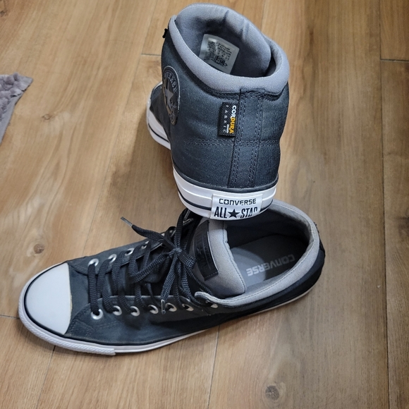 Converse Mid Tops - Picture 3 of 4
